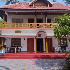 Privatunterkunft Marari Anna